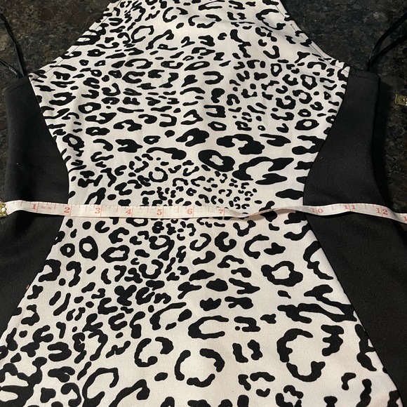 Forever 21 leopard mini dress - Picture 5 of 6